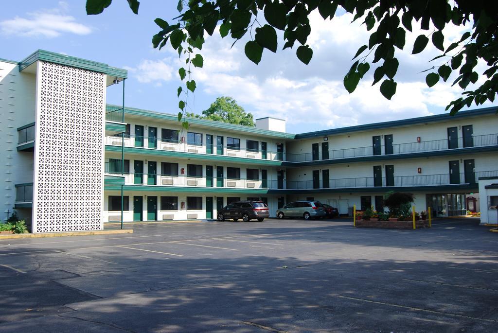 Travelodge By Wyndham Chambersburg Extérieur photo